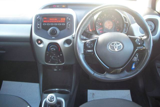 2015 Toyota Aygo 1.0 X-PLAY VVT-I